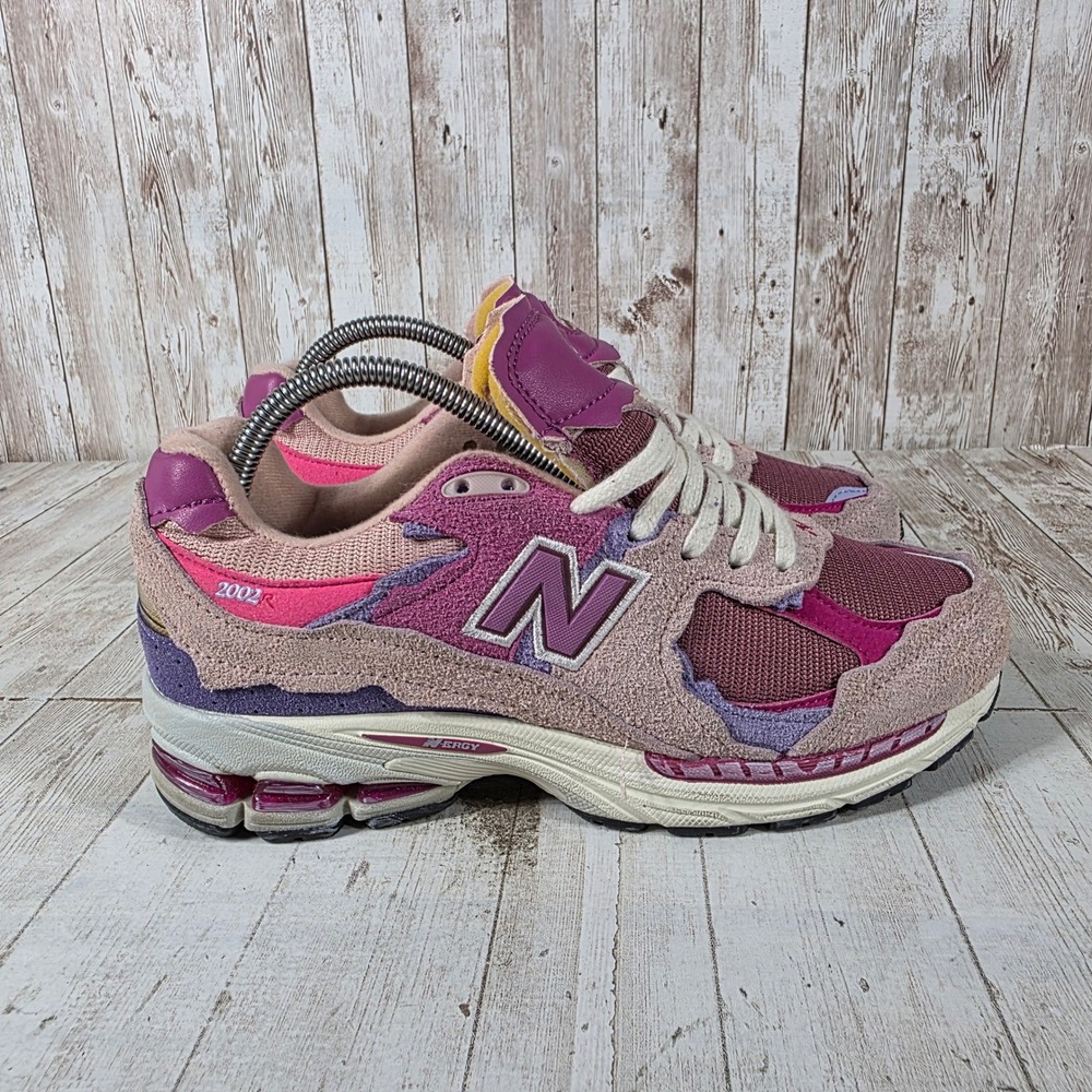 New Balance 2002R Pink Purple Wine Suede Sneakers M2002RDH Mens 7 Womens 8.5